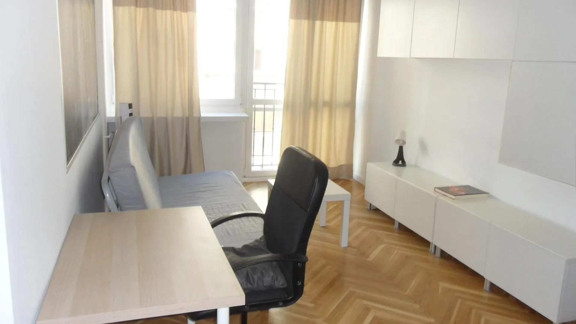 Wroclaw University Apartment