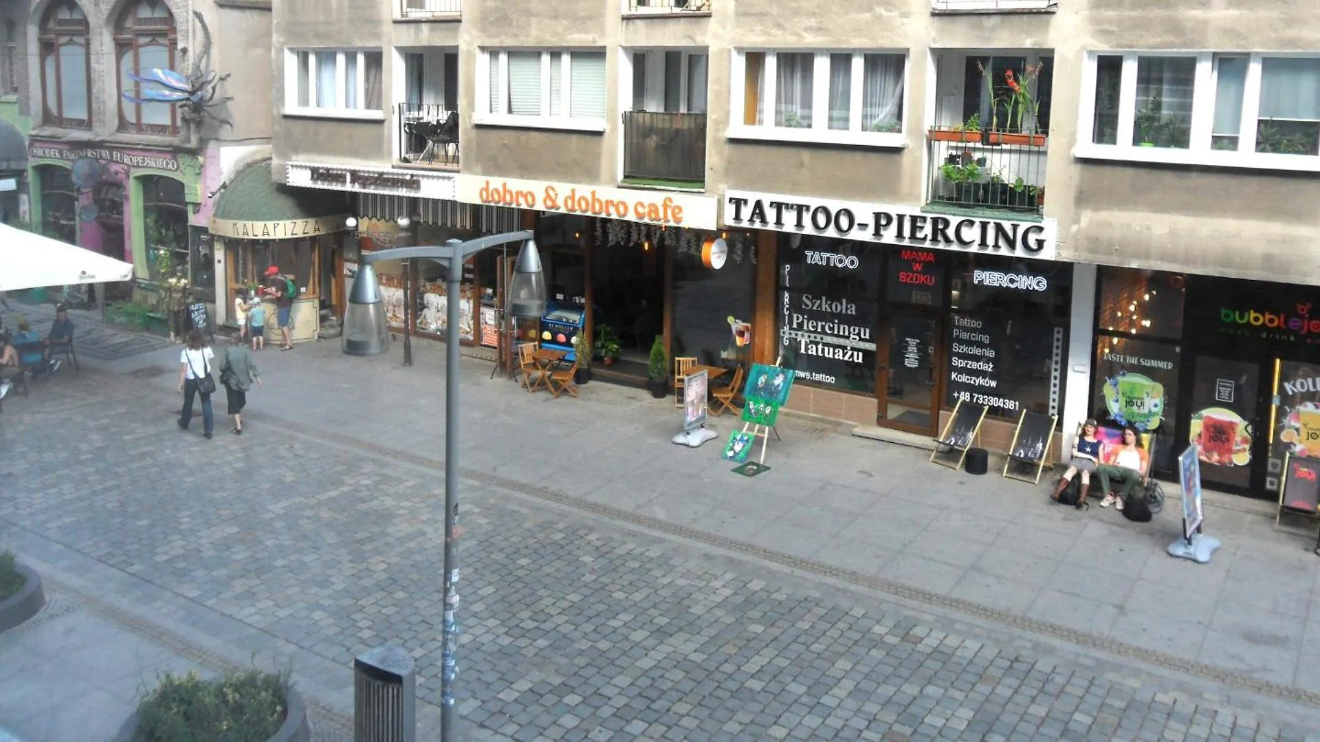 Wroclaw University Apartment